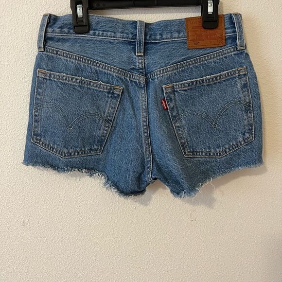Levis Premium 501® Original High Rise Cutoff Shorts W 25 - Picture 3 of 5